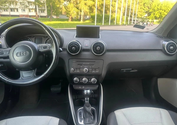 Audi A1 cena 28000 przebieg: 238410, rok produkcji 2012 z Warszawa małe 379